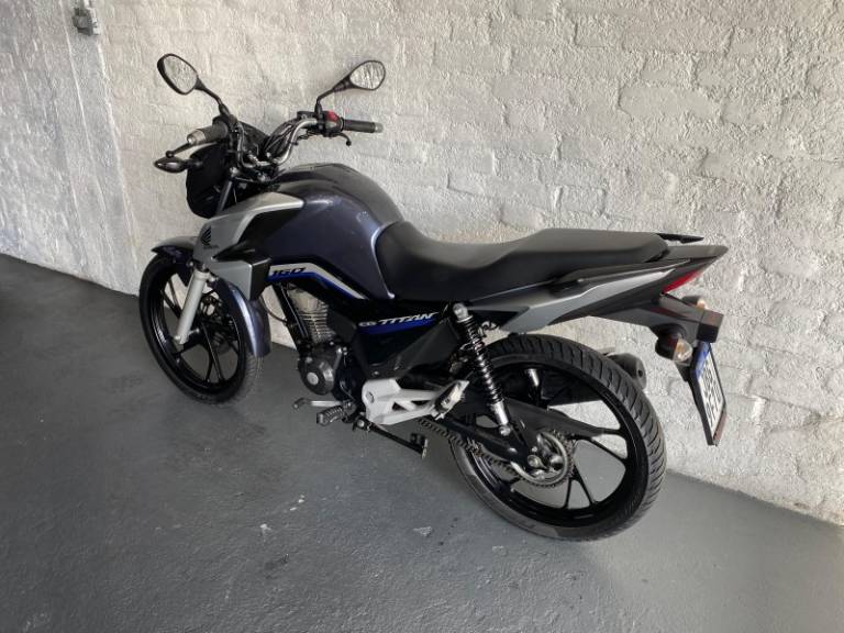 HONDA - CG 160 - 2022/2022 - Cinza - R$ 17.900,00