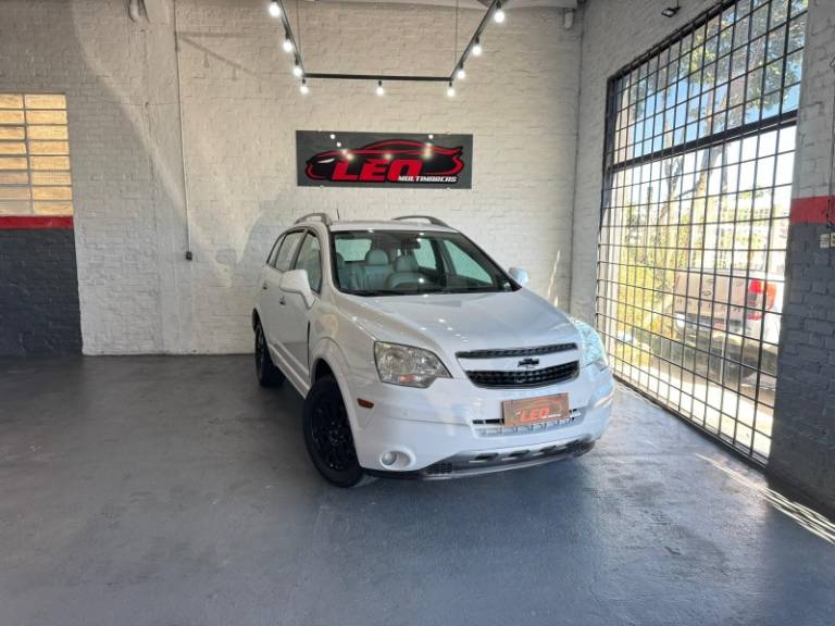 CHEVROLET - CAPTIVA - 2009/2010 - Branca - R$ 35.900,00