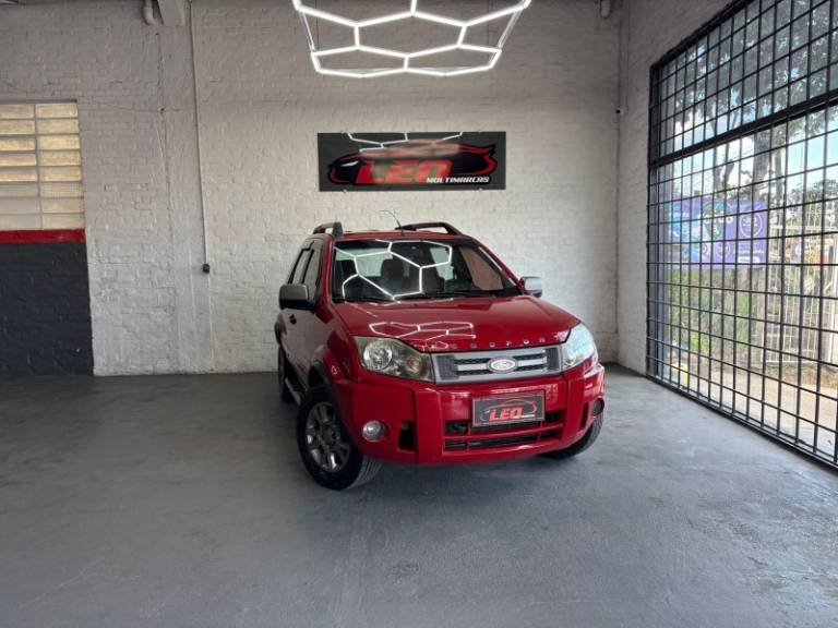 FORD - ECOSPORT - 2010/2011 - Vermelha - R$ 39.900,00