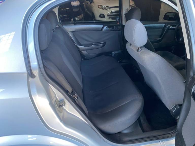 CHEVROLET - ASTRA - 2005/2005 - Prata - R$ 29.900,00