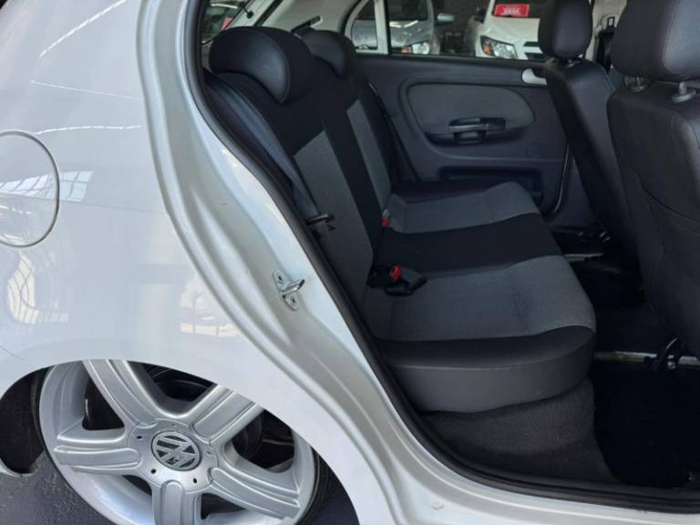 VOLKSWAGEN - GOL - 2013/2014 - Branca - R$ 42.900,00