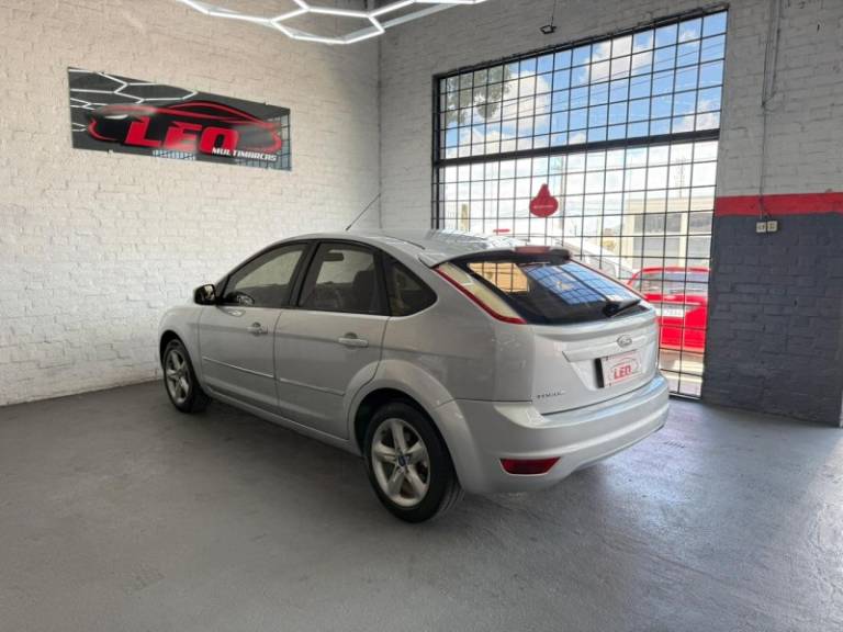 FORD - FOCUS - 2012/2012 - Prata - R$ 43.900,00