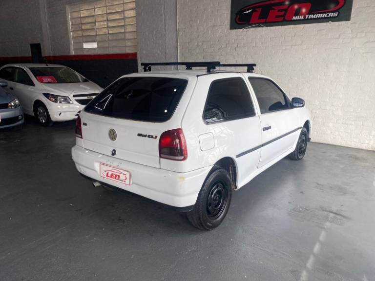 VOLKSWAGEN - GOL - 1996/1996 - Branca - R$ 11.000,00