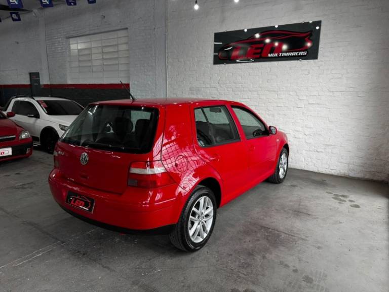 VOLKSWAGEN - GOLF - 2004/2004 - Vermelha - R$ 31.900,00