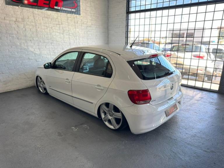 VOLKSWAGEN - GOL - 2013/2014 - Branca - R$ 42.900,00