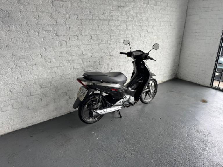 HONDA - BIZ 125 - 2009/2009 - Cinza - R$ 9.900,00