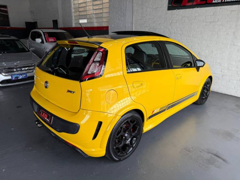 FIAT - PUNTO - 2013/2013 - Amarela - R$ 60.900,00