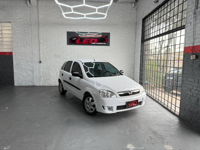 CHEVROLET - CORSA - 2012/2012 - Branca - R$ 31.900,00