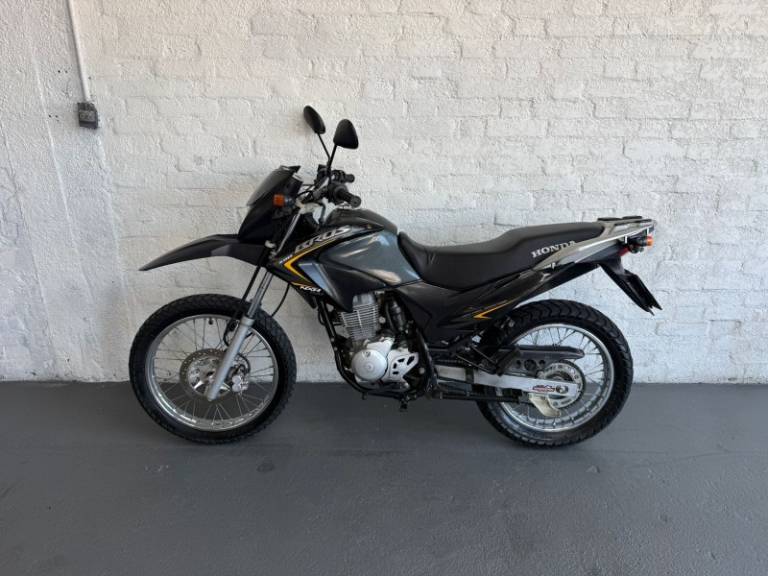 HONDA - NXR 150 - 2011/2012 - Preta - R$ 13.900,00