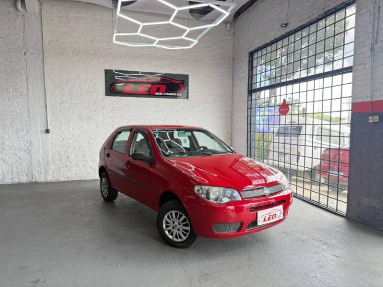 FIAT - PALIO - 2010/2010 - Vermelha - R$ 22.900,00