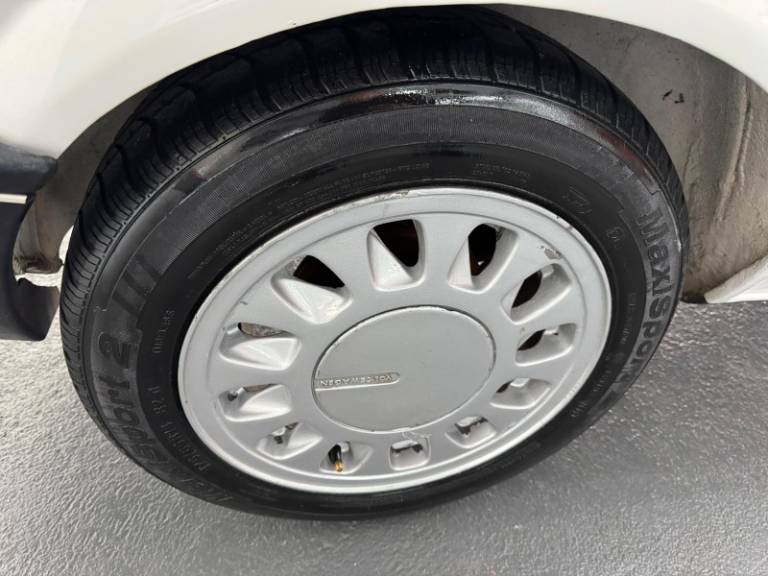 VOLKSWAGEN - GOL - 1988/1988 - Branca - R$ 14.900,00