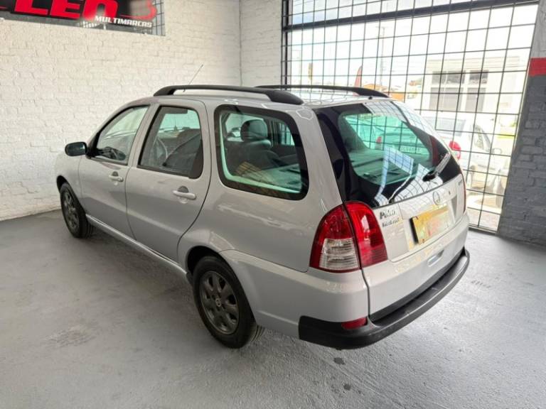 FIAT - PALIO - 2007/2007 - Prata - R$ 30.900,00