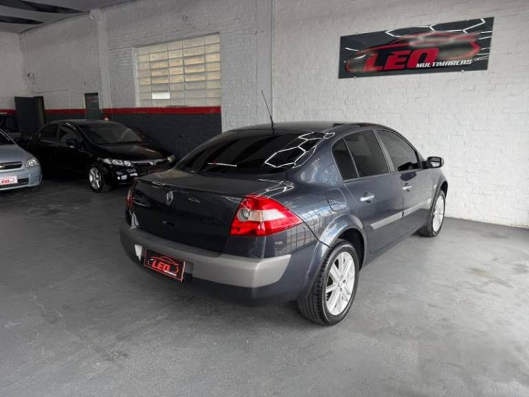 RENAULT - MÉGANE - 2007/2007 - Cinza - R$ 23.900,00