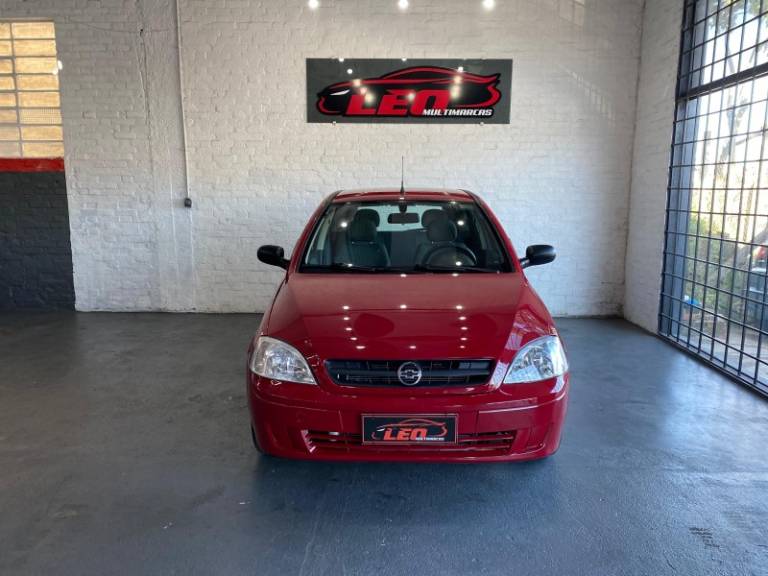 CHEVROLET - CORSA - 2006/2007 - Vermelha - R$ 27.900,00