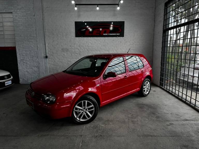 VOLKSWAGEN - GOLF - 2004/2004 - Vermelha - R$ 31.900,00