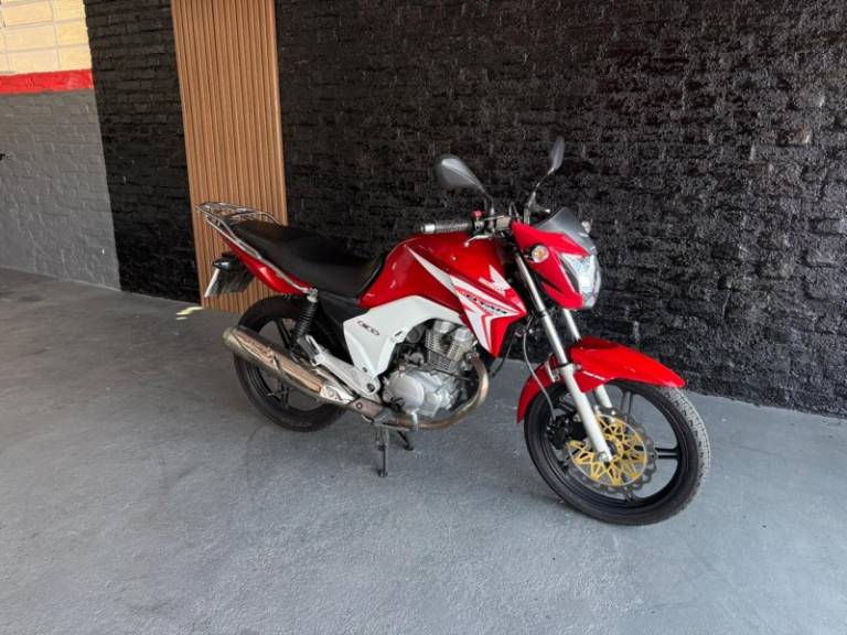 HONDA - CG 150 - 2015/2015 - Vermelha - R$ 11.900,00