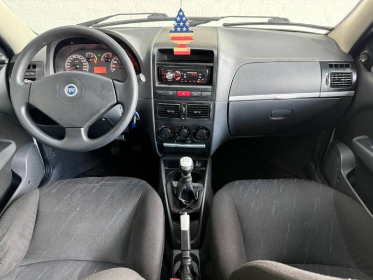 FIAT - PALIO - 2007/2007 - Prata - R$ 30.900,00