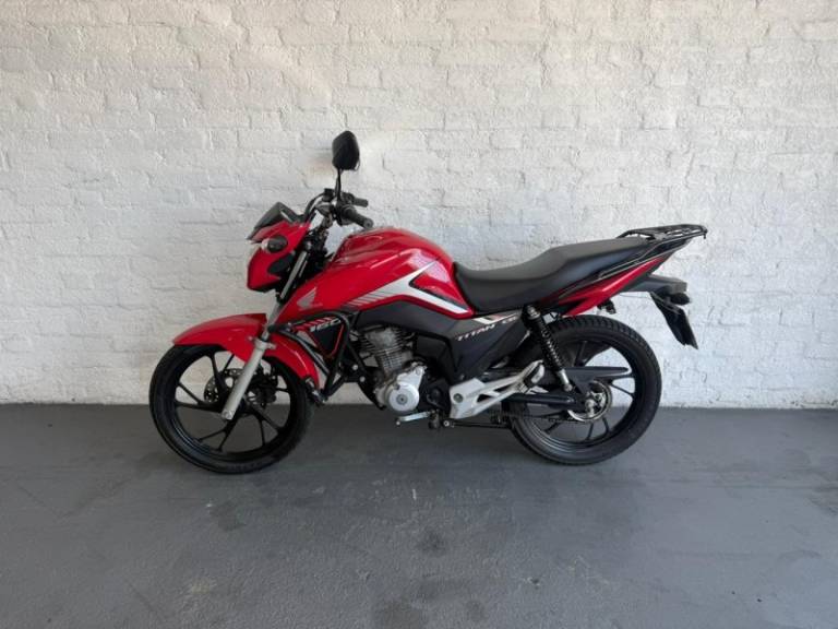 HONDA - CG 160 - 2018/2018 - Vermelha - R$ 18.900,00