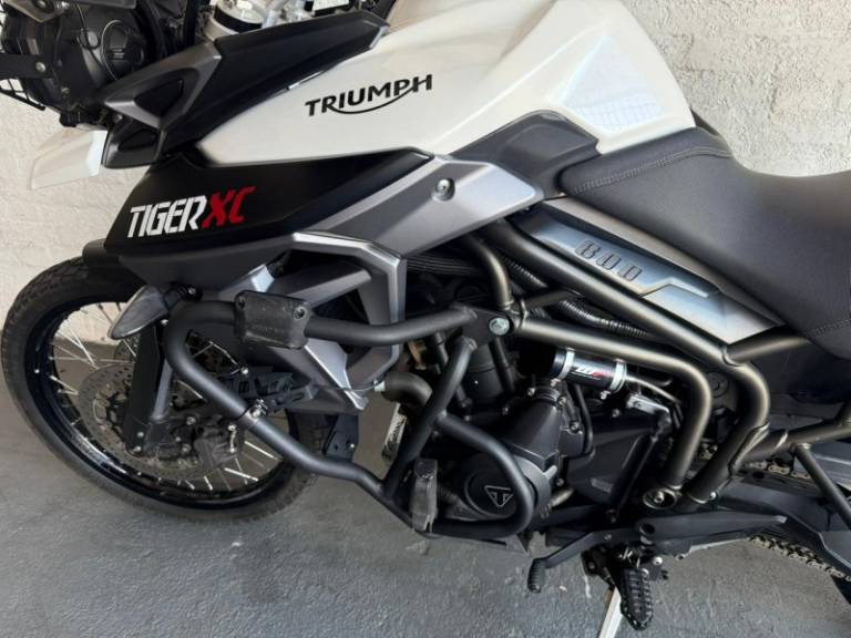 TRIUMPH - TIGER 800XC - 2015/2016 - Branca - R$ 48.900,00