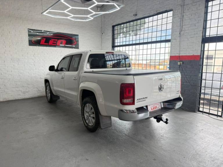VOLKSWAGEN - AMAROK - 2014/2014 - Branca - R$ 99.900,00