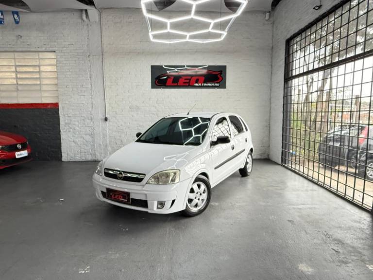 CHEVROLET - CORSA - 2012/2012 - Branca - R$ 31.900,00