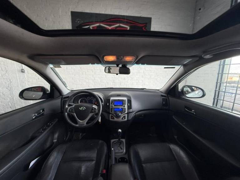 HYUNDAI - I30 - 2012/2012 - Prata - R$ 51.900,00