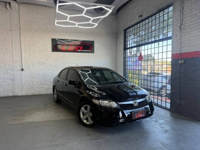 HONDA - CIVIC - 2008/2008 - Preta - R$ 45.900,00