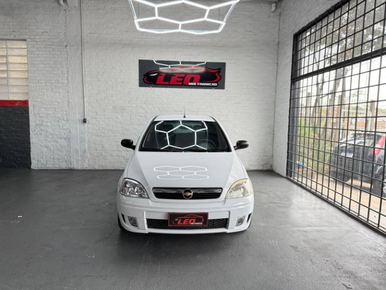 CHEVROLET - CORSA - 2012/2012 - Branca - R$ 31.900,00