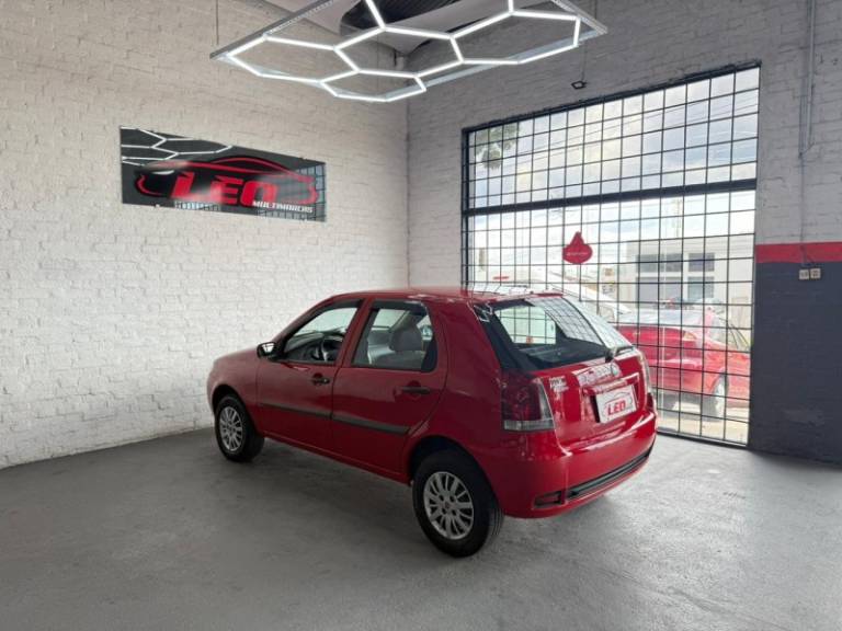 FIAT - PALIO - 2010/2010 - Vermelha - R$ 22.900,00