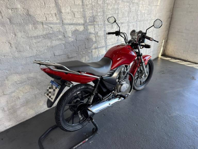 HONDA - CG 125 - 2011/2011 - Vermelha - R$ 10.900,00