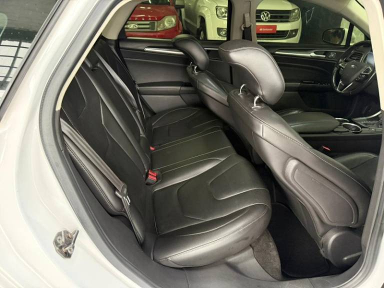 FORD - FUSION - 2013/2013 - Branca - R$ 86.900,00