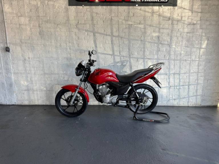 HONDA - CG 125 - 2011/2011 - Vermelha - R$ 10.900,00