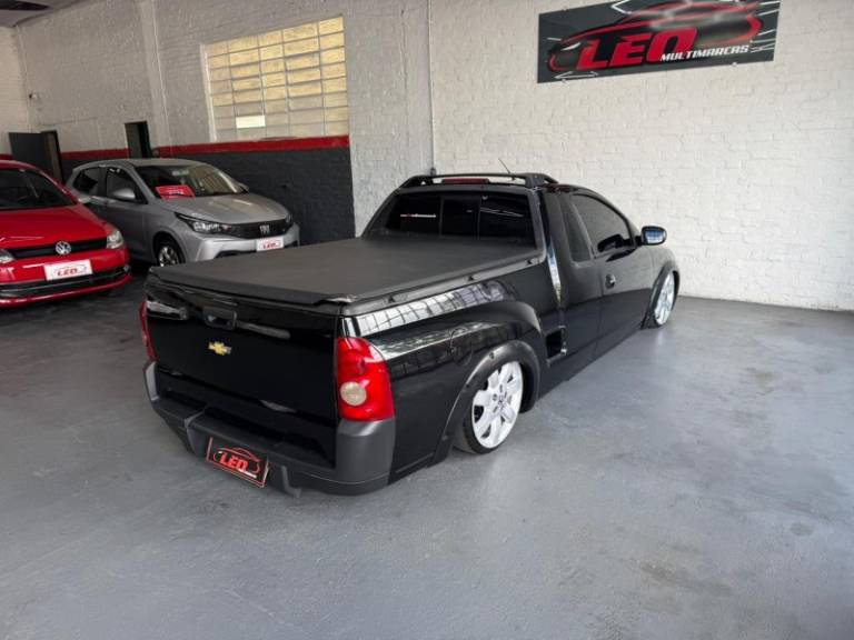 CHEVROLET - MONTANA - 2004/2005 - Preta - R$ 34.900,00