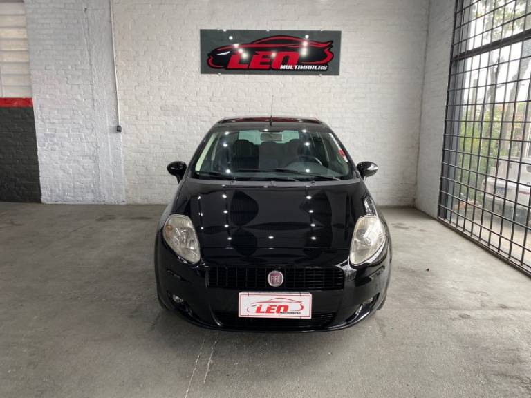 FIAT - PUNTO - 2008/2008 - Preta - R$ 31.900,00