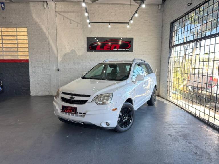 CHEVROLET - CAPTIVA - 2009/2010 - Branca - R$ 35.900,00