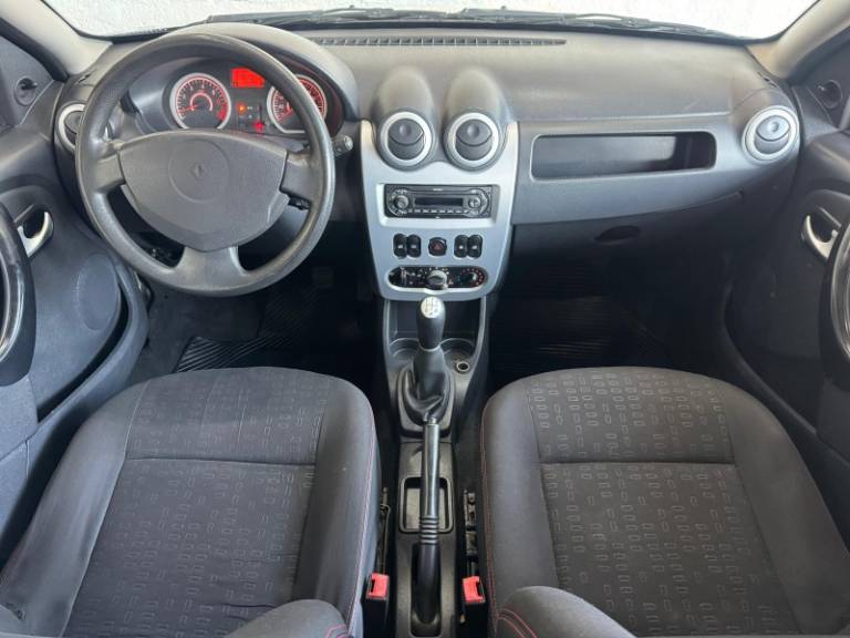 RENAULT - SANDERO - 2009/2010 - Preta - R$ 26.900,00