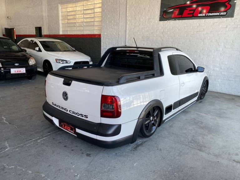 VOLKSWAGEN - SAVEIRO - 2012/2012 - Branca - R$ 56.900,00