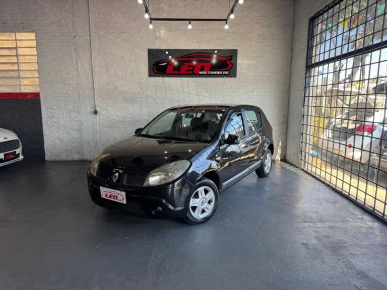 RENAULT - SANDERO - 2009/2010 - Preta - R$ 26.900,00