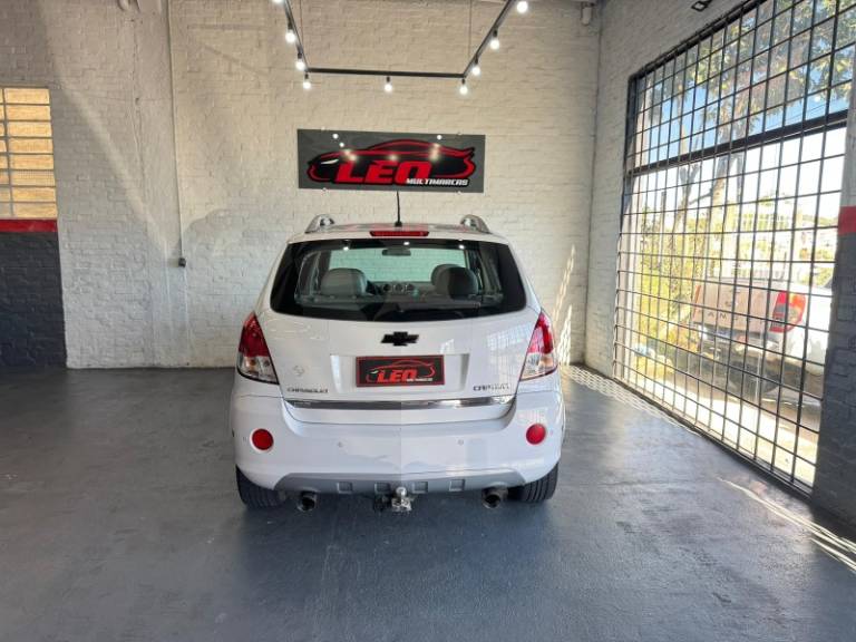 CHEVROLET - CAPTIVA - 2009/2010 - Branca - R$ 35.900,00