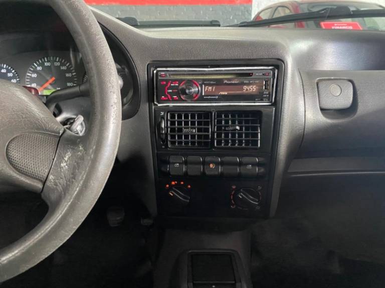 VOLKSWAGEN - GOL - 1995/1996 - Branca - R$ 19.900,00