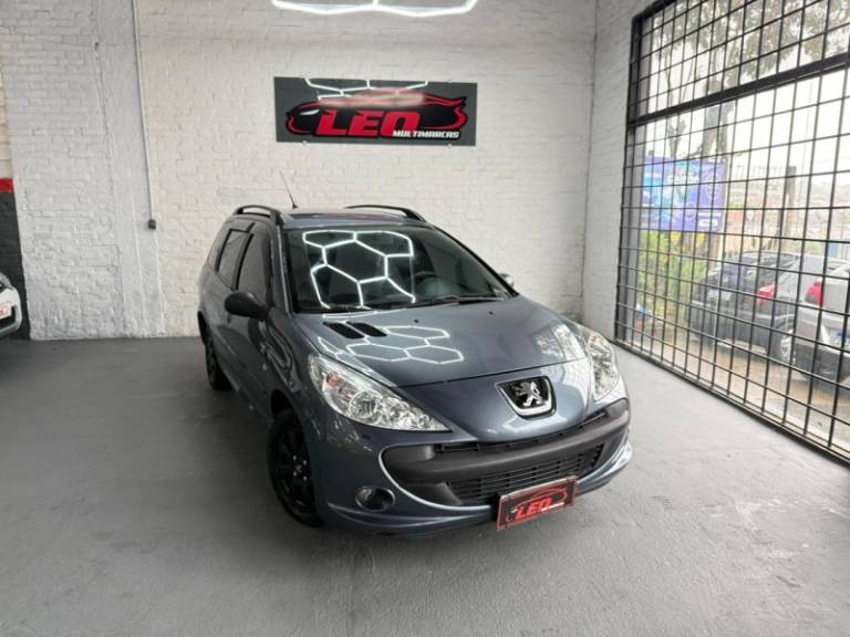 PEUGEOT - 207 - 2008/2009 - Cinza - R$ 19.900,00
