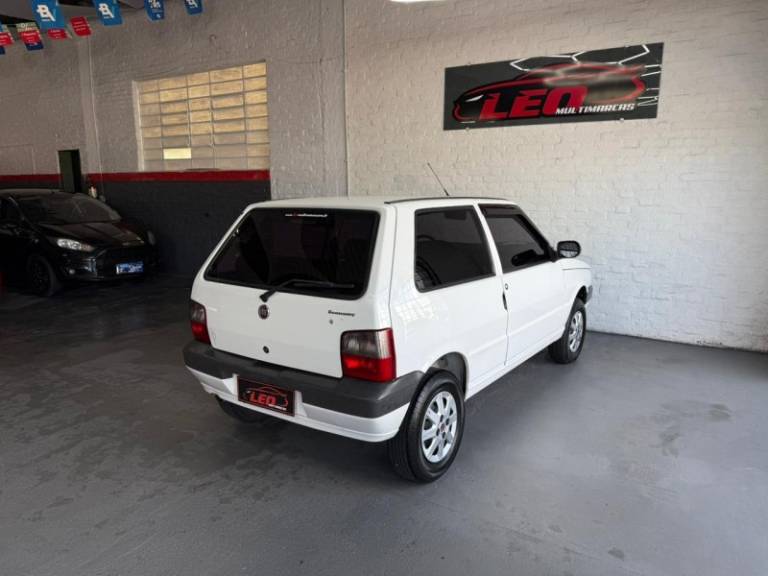 FIAT - UNO - 2012/2013 - Branca - R$ 20.900,00