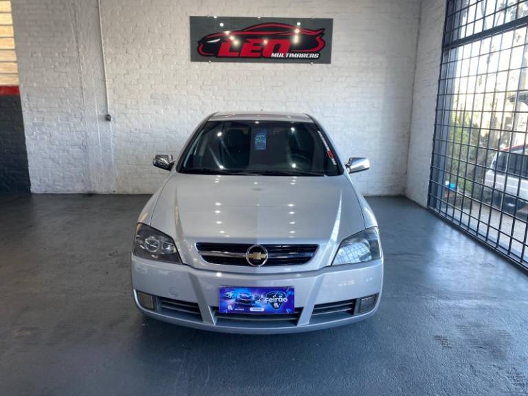 CHEVROLET - ASTRA - 2005/2005 - Prata - R$ 29.900,00