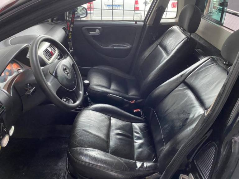 CHEVROLET - MONTANA - 2006/2006 - Preta - R$ 36.900,00