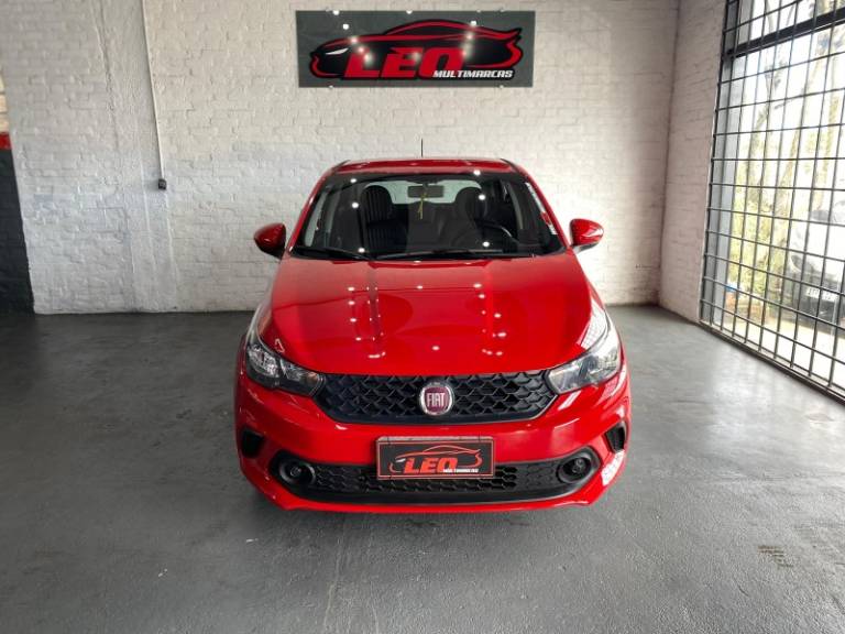 FIAT - ARGO - 2019/2019 - Vermelha - R$ 53.900,00