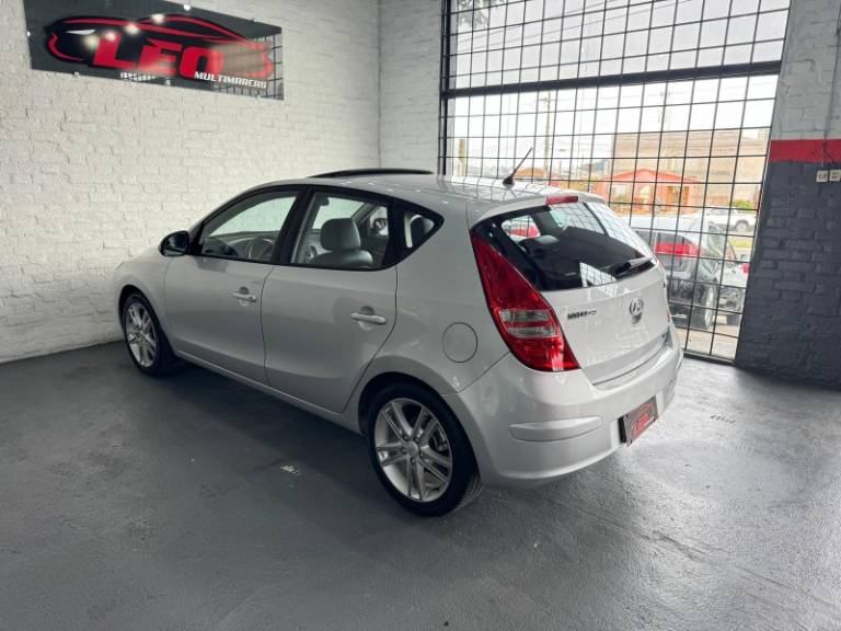 HYUNDAI - I30 - 2010/2010 - Prata - R$ 49.900,00