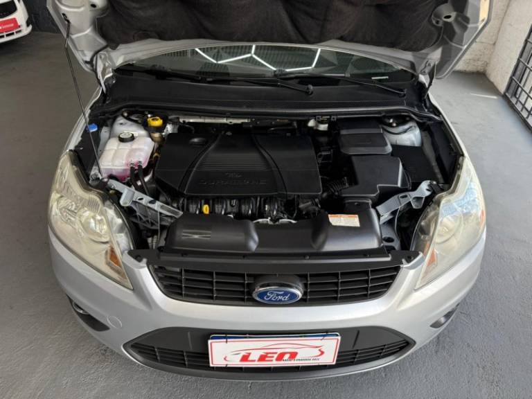 FORD - FOCUS - 2012/2012 - Prata - R$ 40.900,00