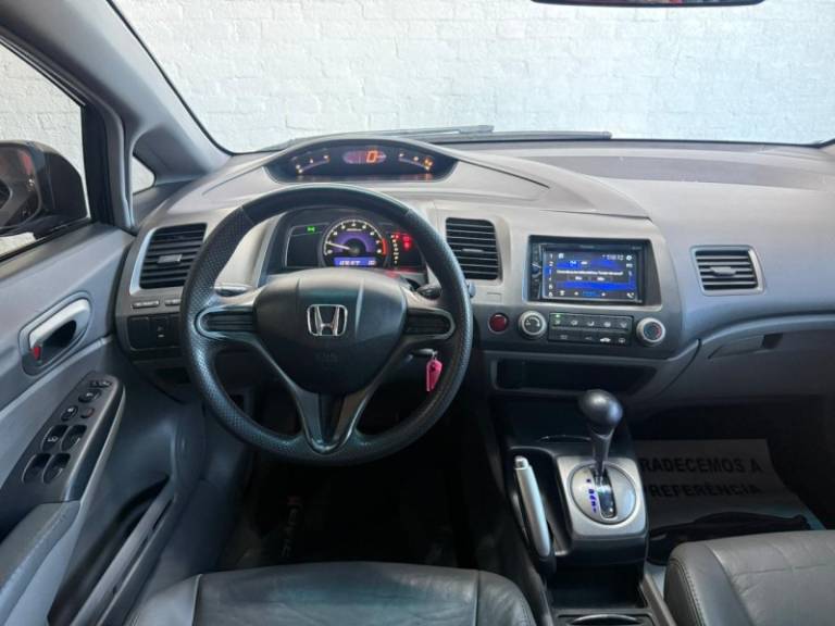 HONDA - CIVIC - 2008/2008 - Preta - R$ 45.900,00