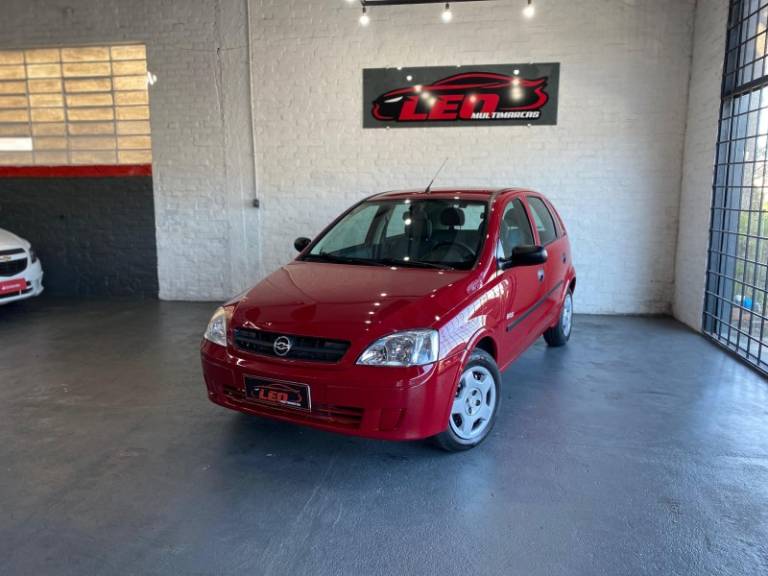 CHEVROLET - CORSA - 2006/2007 - Vermelha - R$ 27.900,00