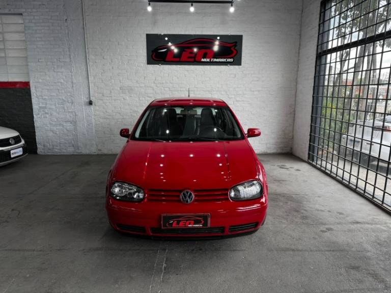 VOLKSWAGEN - GOLF - 2004/2004 - Vermelha - R$ 31.900,00